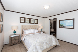 95PLH28523AH_MasterBed_01