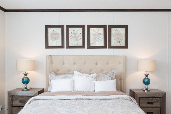 95PLH28523AH_MasterBed_02